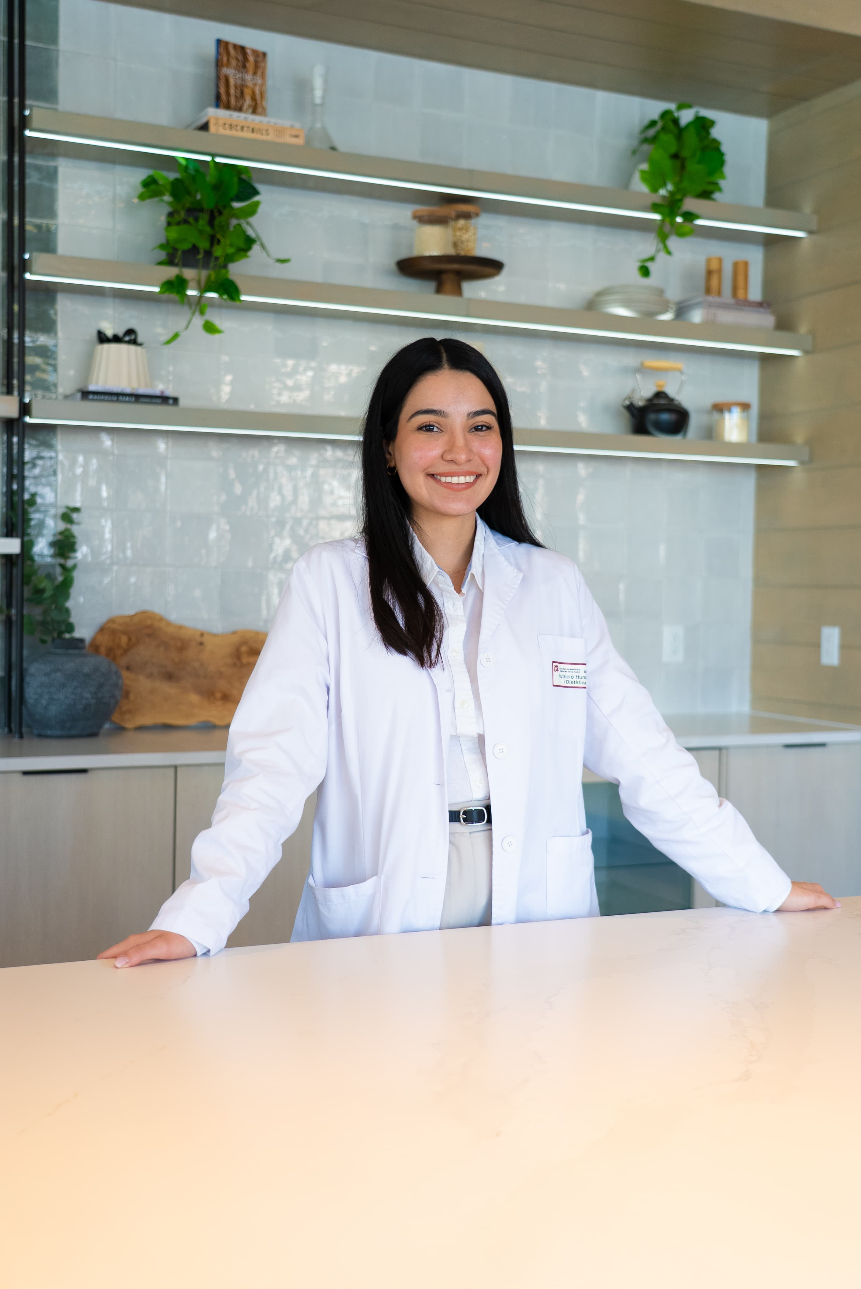 Dayana Martínez en un entorno de consulta